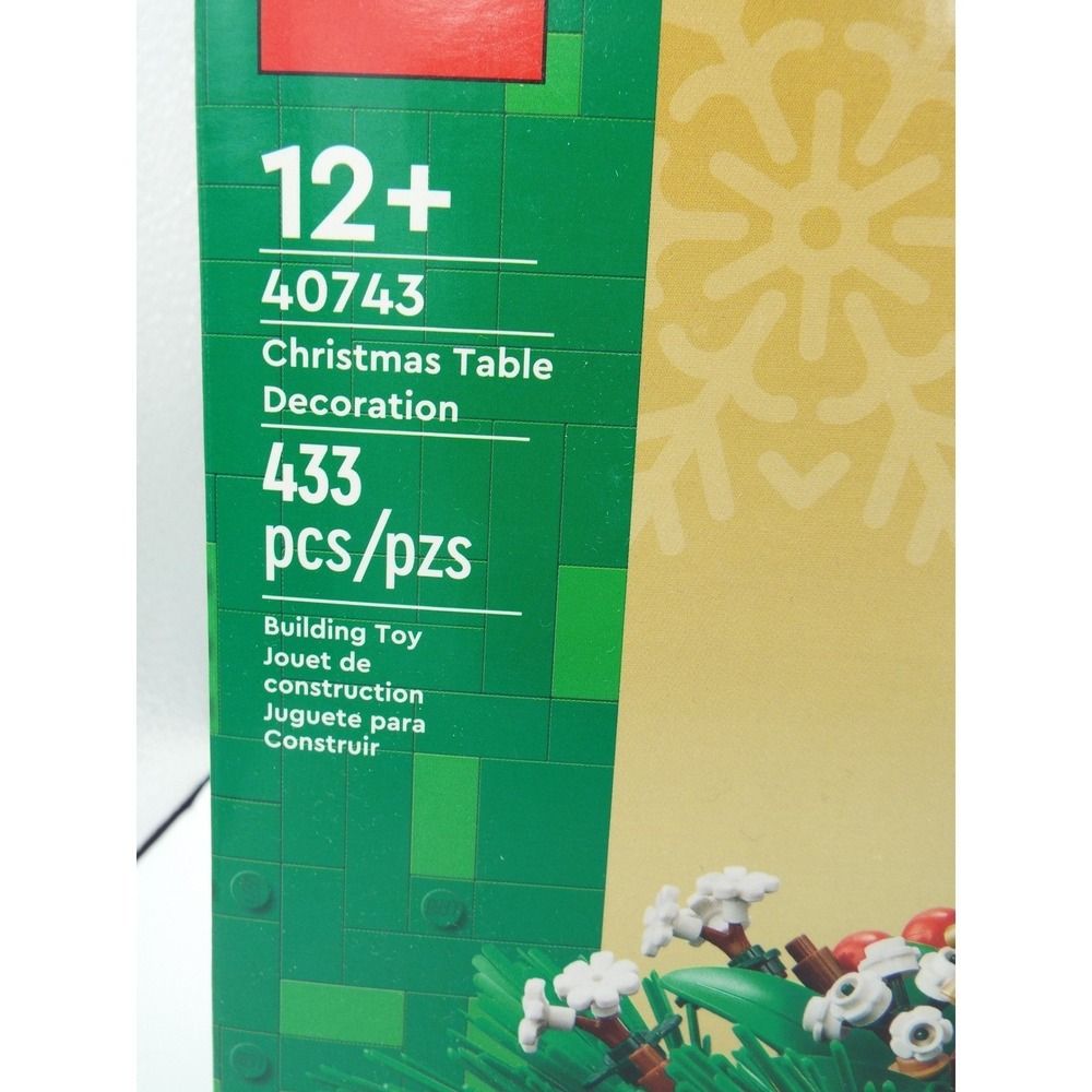 XM1 - LEGO Christmas Table Decoration Holiday Wreath Building Set 433 Pieces NEW - Picture 2 of 2